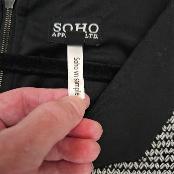 Soho Apparel Black & Silver Cap Sleeve Bodycon Dress Size M - Picture 5 of 9